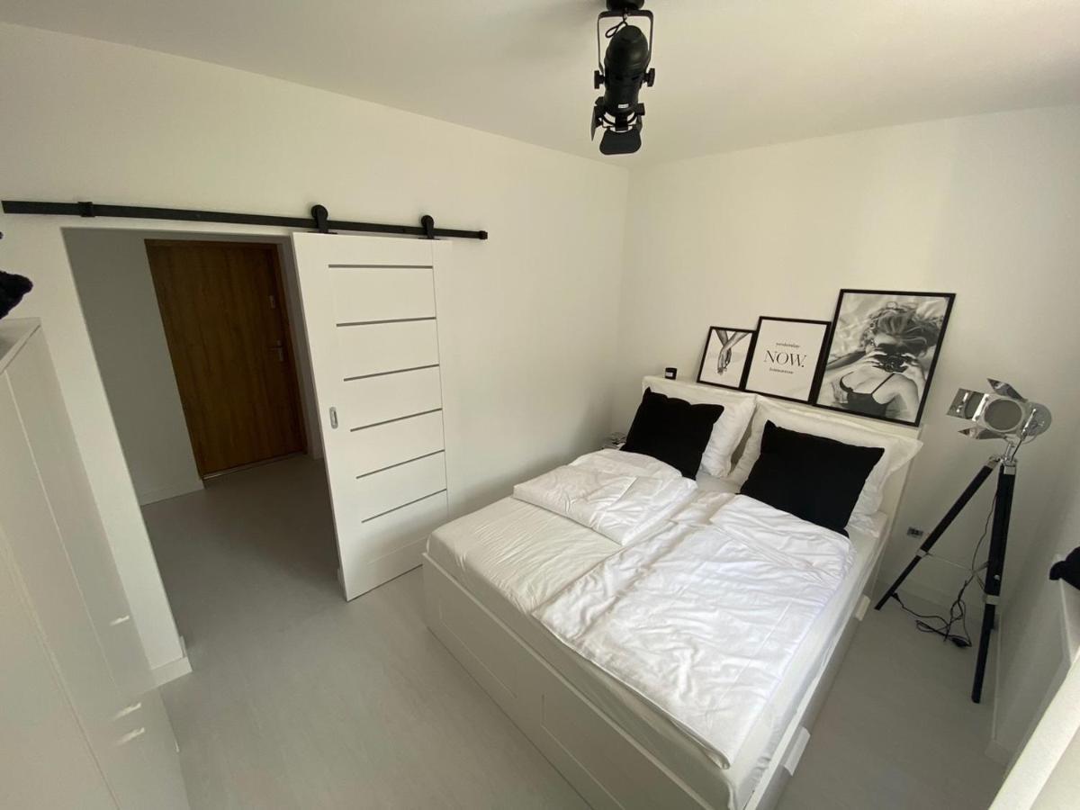 Przytulny Apartament Z Kominkiem Przy Jeziorze Борне-Суліново Екстер'єр фото