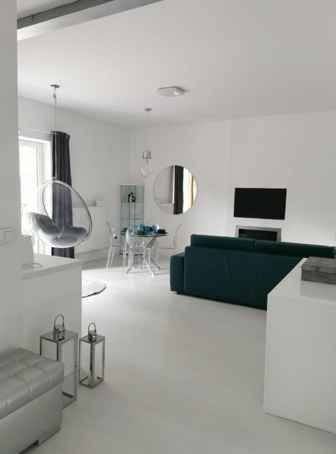 Przytulny Apartament Z Kominkiem Przy Jeziorze Борне-Суліново Екстер'єр фото
