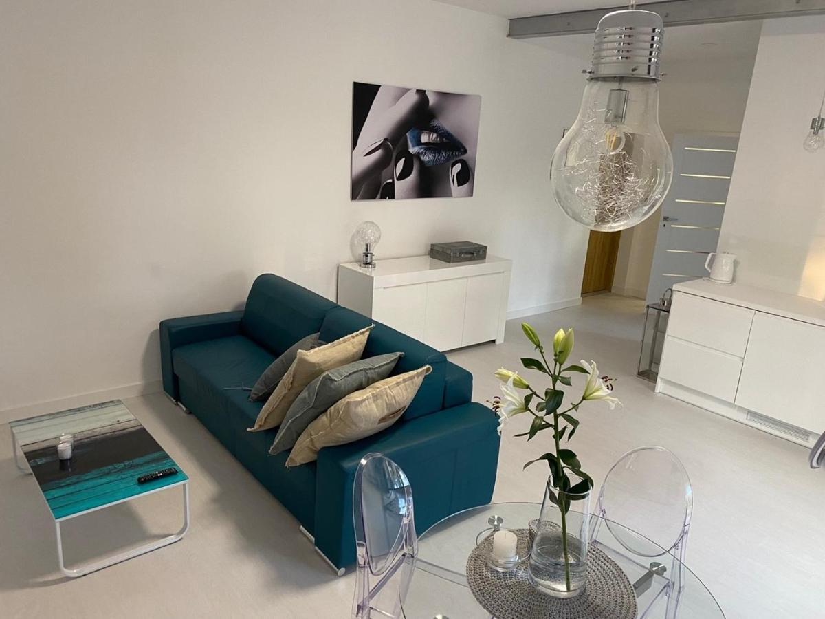 Przytulny Apartament Z Kominkiem Przy Jeziorze Борне-Суліново Екстер'єр фото